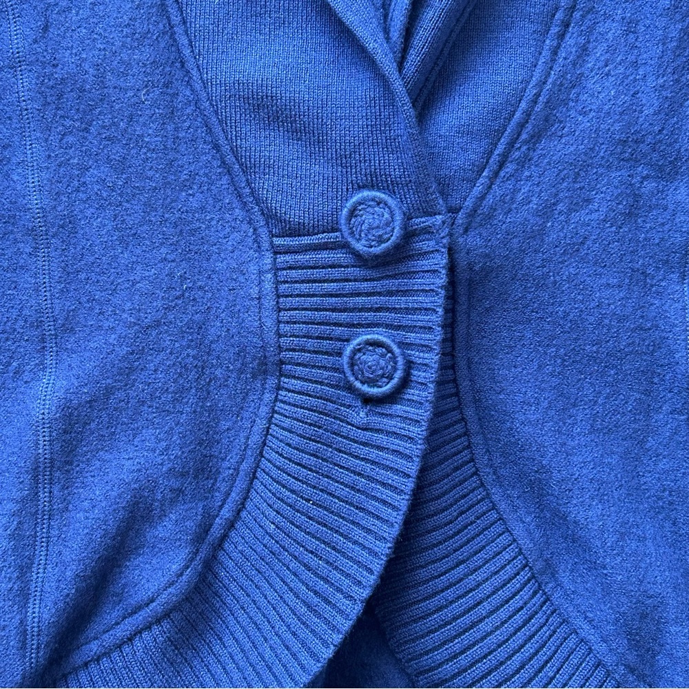 Women’s Olsen 100% lamp wool cardigan sweater - Picture 6 of 12